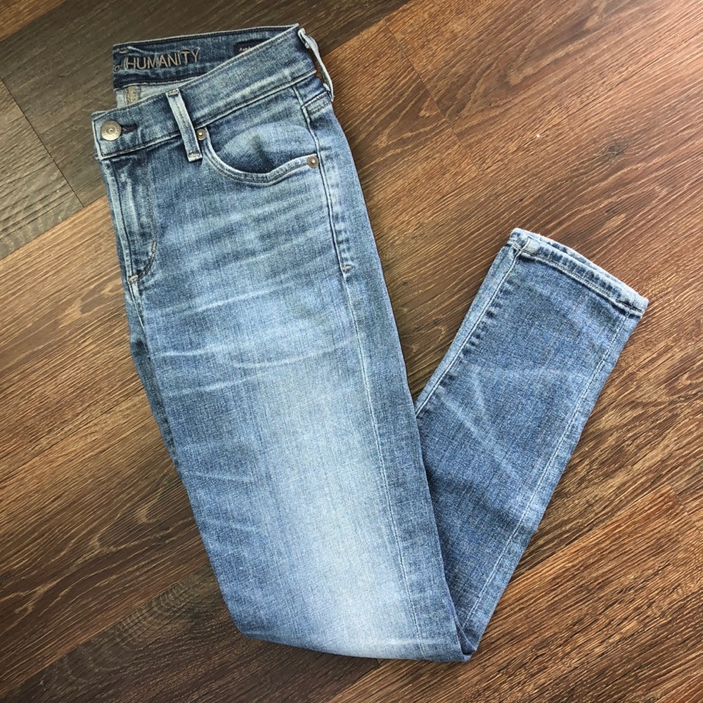 Citizens of Humanity size 26 low rise ankle jeans